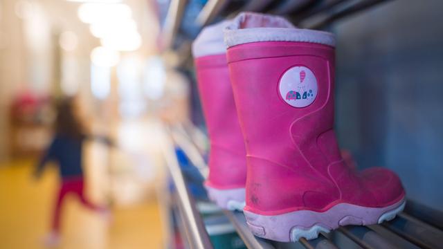 Bildung: Freie Wähler sammeln Unterschriften für gebührenfreie Kitas