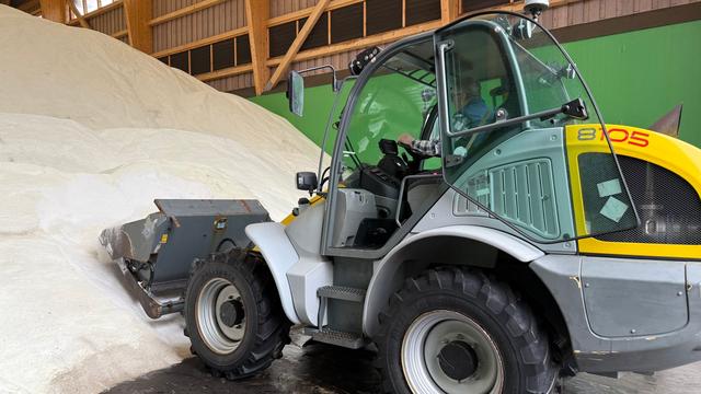 Straßenverkehr: Hessen rüstet sich – 90.000 Tonnen Salz für den Winterdienst