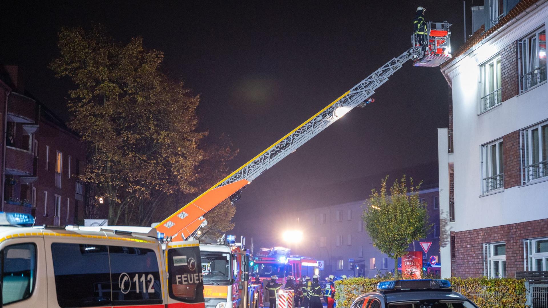 Weitere Bewohner gerettet: Nach Brand in Hamburger Pflegeheim – Bewohner gestorben