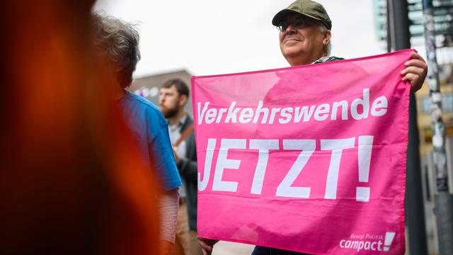 Nova železniška proga Hamburg–Hannover ocenjena kot ekonomsko upravičena