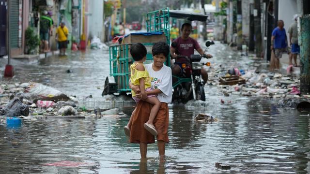 Tropischer Wirbelsturm: Taifun "Fung-Wong" legt Teile der Philippinen lahm