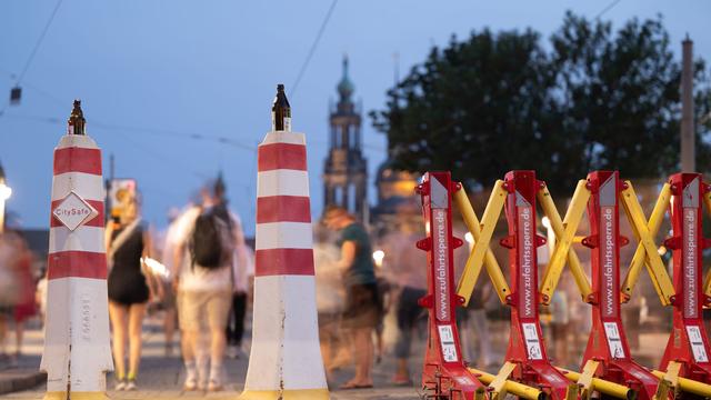 Weihnachtsmärkte: Erhöhte Sicherheit: Weihnachtsmärkte in Sachsen rüsten auf
