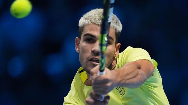ATP Finals im Tennis: Nach Kraftakt: Alcaraz bezwingt Fritz bei ATP Finals