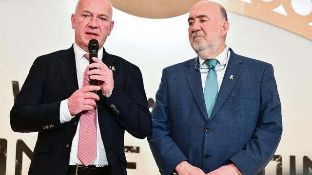 Projekte gegen Antisemitismus: Wegner setzt im Fördermittelstreit auf Aufklärung