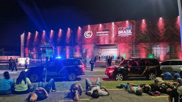 COP30: Indigene Aktivisten stürmen Gelände der Klimakonferenz