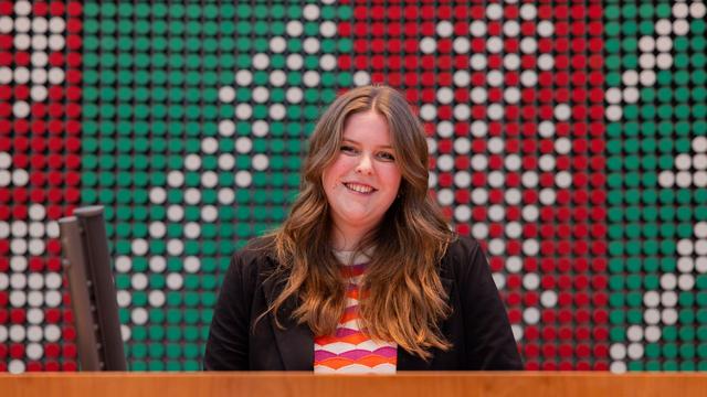 Junge Menschen machen Politik: Jugendlandtag debattiert über kostenloses Deutschlandticket