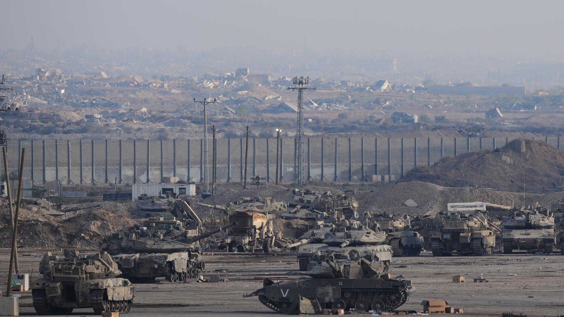 COP30: Kriege befeuern Klimakrise – Beim Militär klafft Datenlücke