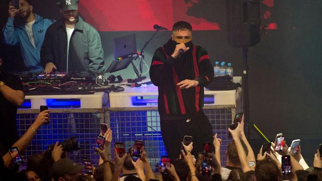 Netflix-Erfolg: "Bin clean": Rapper Haftbefehl gibt erstes Konzert seit Doku