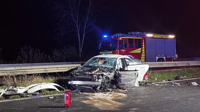 Verkehrsunfall: Tödlicher Unfall mit Geisterfahrer auf der A46