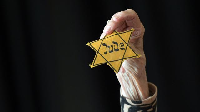 Holocaust-Zeugnisse: Auktion von Holocaust-Dokumenten abgesagt