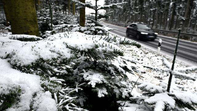 Wetter: Schnee und Glätte: NRW bleibt im Wintermodus