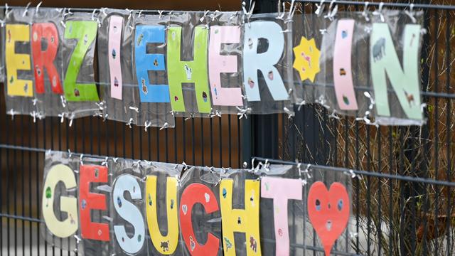 Fachkräftemangel: Mehr Geld für Personal in Frankfurts Kindergärten