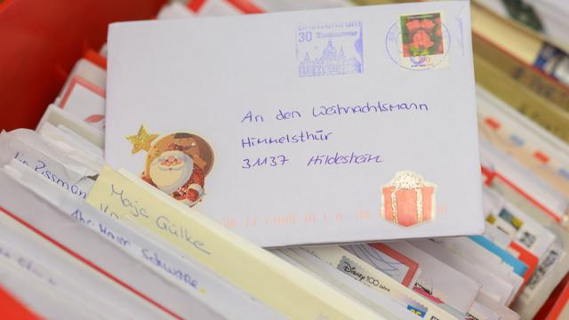 Briefe an den Weihnachtsmann: Weihnachtspostamt Himmelsthür öffnet – viele Briefe schon da