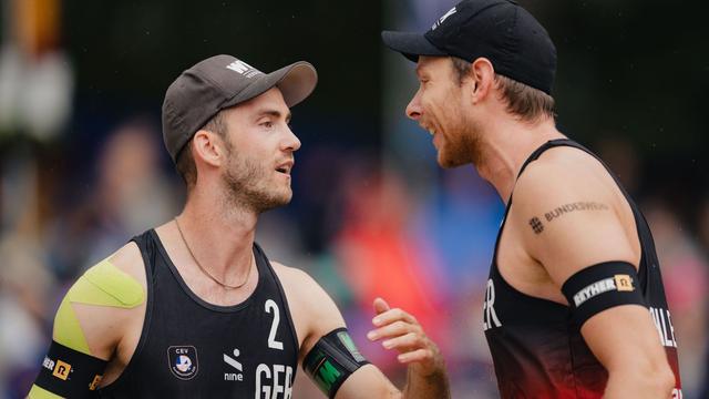 Turnier in Australien: Beach-Duos feiern Coup: Deutsche Männer im WM-Viertelfinale
