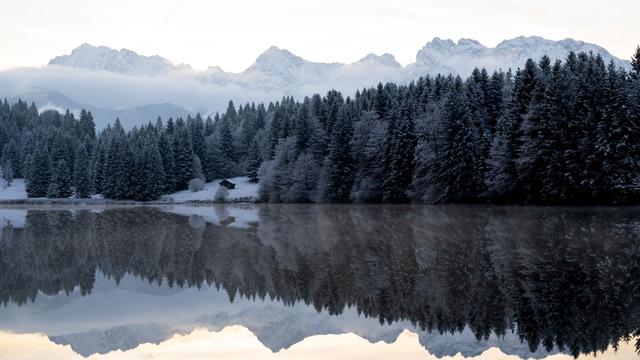 Wetterausblick: Glättegefahr in Bayern – Schnee und Frost bis zum Wochenende