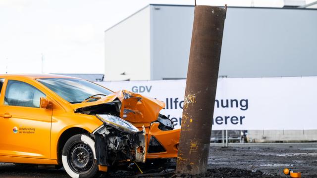 Unfallforschung: Innerorts Fuß vom Gas: Forscher warnen vor schweren Unfällen