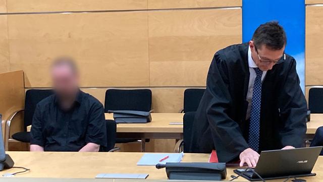 Gerichtsverhandlung: Lehrer räumt Missbrauchsvorwürfe ein - vier Jahre Haft