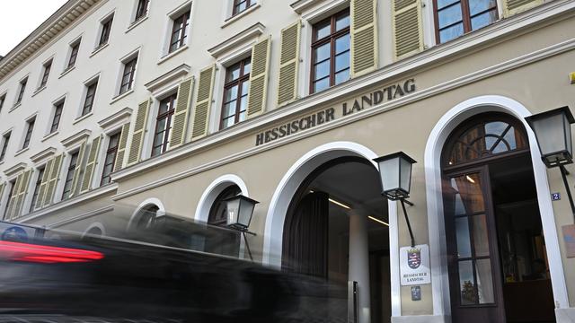 Untersuchungsausschuss: U-Ausschuss Entlassungsaffäre: Opposition mit Sondervoten