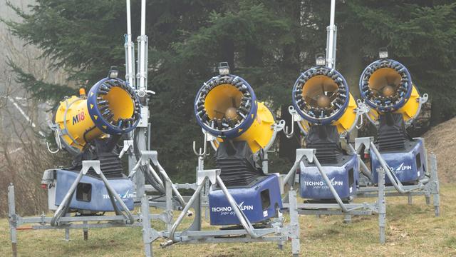 Bis zu minus 10 Grad: Winterwetter in Sachsen – Skigebiete werfen Schneekanonen an