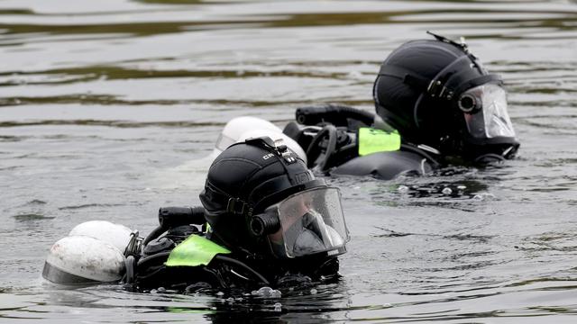 Notfälle: Bootsunglück: Suche nach 63-Jährigen startet erneut