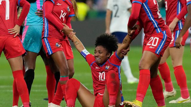 Fußball: Nach Bodyshaming: Erneute Sperre für Panamas Verbandschef