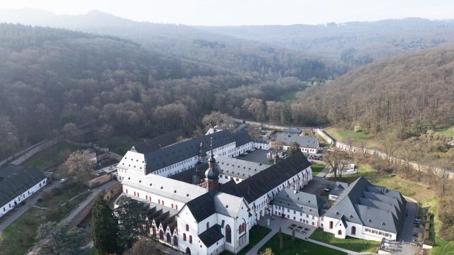 Weinbau: Weinbaugipfel fordert mehr Sichtbarkeit für deutsche Weine