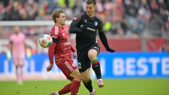 2. Fußball-Bundesliga: Medizinischer Notfall bei Zweitliga-Spiel in Düsseldorf