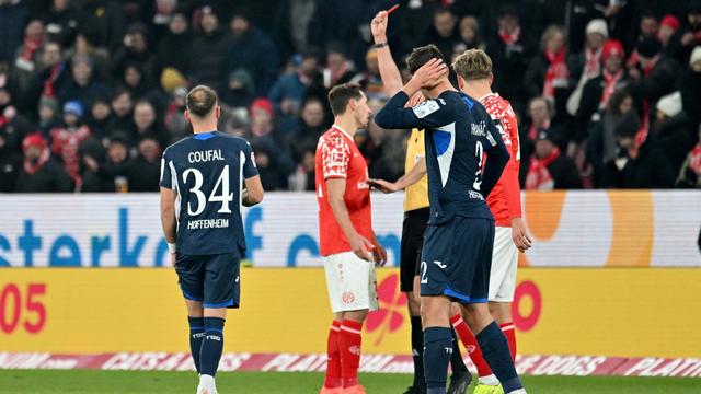 Fußball-Bundesliga: "Sehr, sehr übel": Kohr nach Rot-Rekord wieder gesperrt