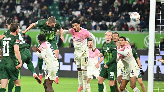 Fußball-Bundesliga: Wolfsburg verliert auch nach Trainer-Trennung weiter