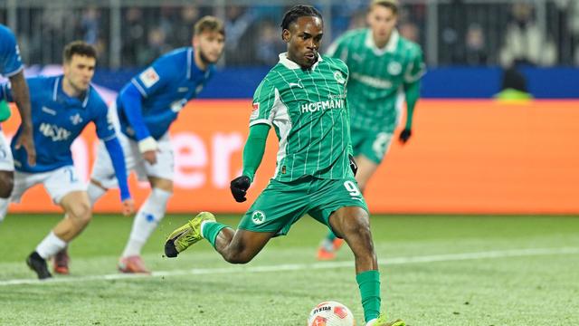 2. Fußball-Bundesliga: Befreiungsschlag verpasst: Fürther Krise setzt sich fort