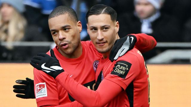 2. Fußball-Bundesliga: Elversberg feiert furiosen Last-Minute-Sieg beim KSC