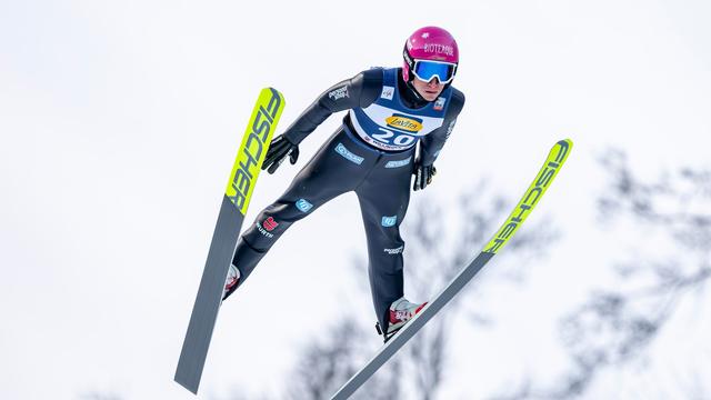 Wintersport: Lichtblick bei schwerem Start: Hoffmann springt aufs Podest