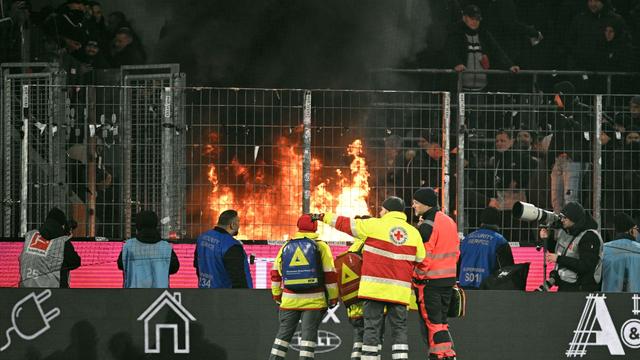 Fußball-Bundesliga: Gestürzter Frankfurt-Fan auf Weg der Besserung
