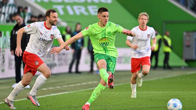 Fußball-Bundesliga: Lange Pause für Wolfsburgs Bence Dardai