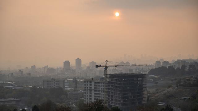 Umweltverschmutzung: Smog-Alarm in Teheran: Umweltbehörde spricht Warnung aus