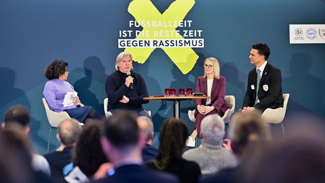 DFB-Projekt: Mit pädagogischen Trainings gegen Rassismus im Fußball