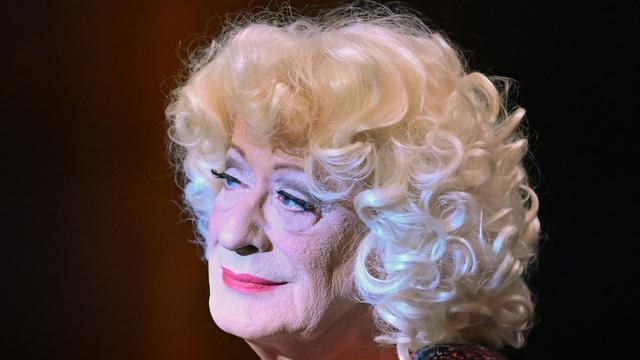 Leute: Travestie-Star Lilo Wanders glaubt an das Gute im Menschen