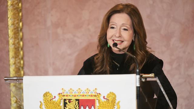 Von Söder geehrt: Vicky Leandros erhält Bayerischen Verdienstorden