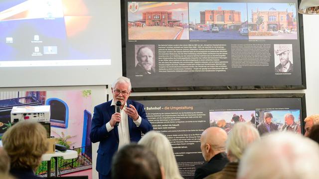 Neues Architekturmuseum: 25 Jahre Hundertwasser-Bahnhof in Uelzen