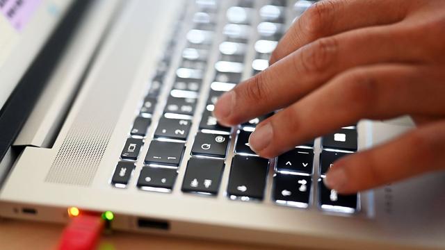 Kriminalität: Betrug im Internet: Senior verliert über eine Million Euro