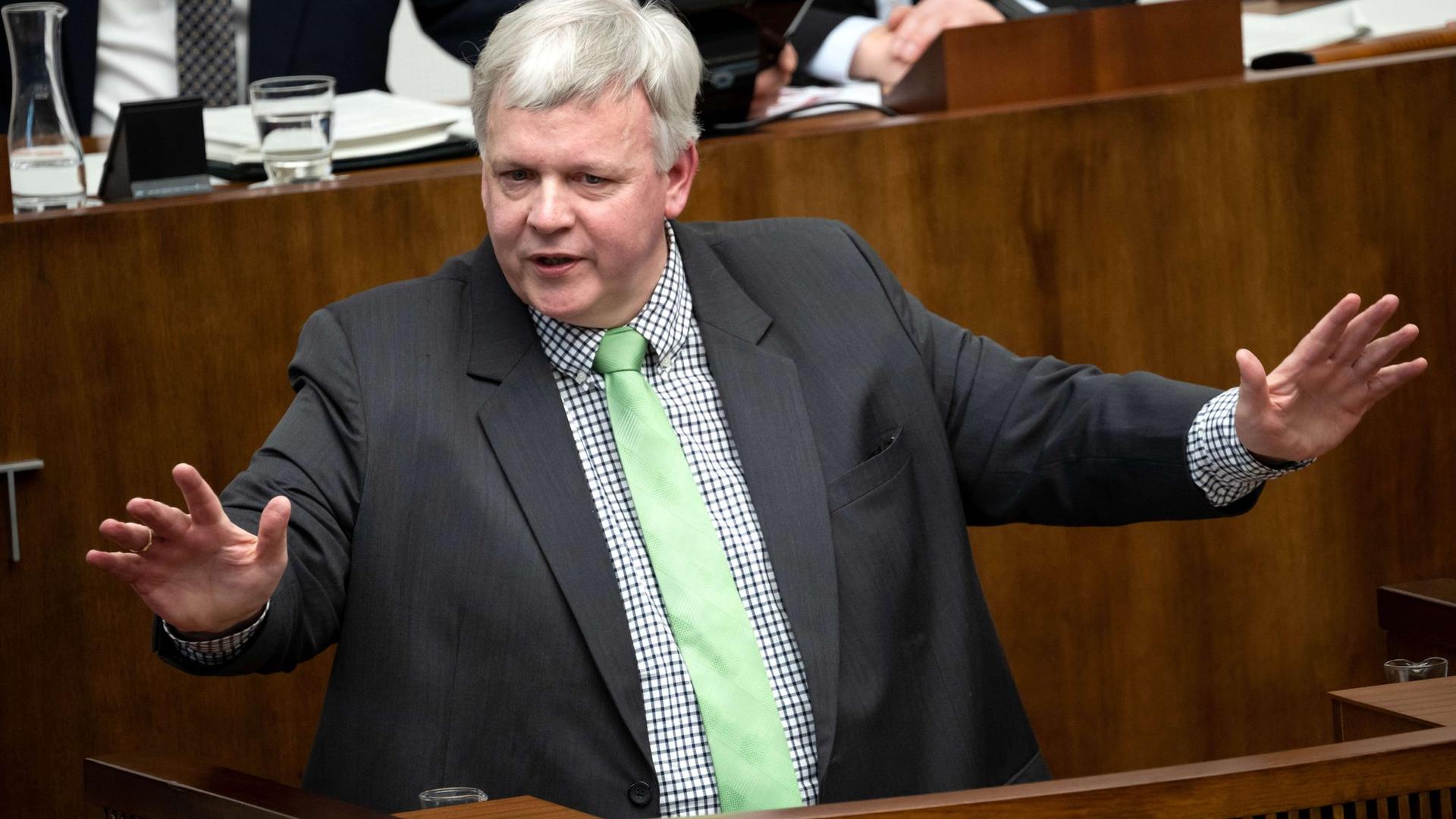 Regierungskrise in Bremen: Untersuchungsausschuss wegen Staatsräte-Affäre