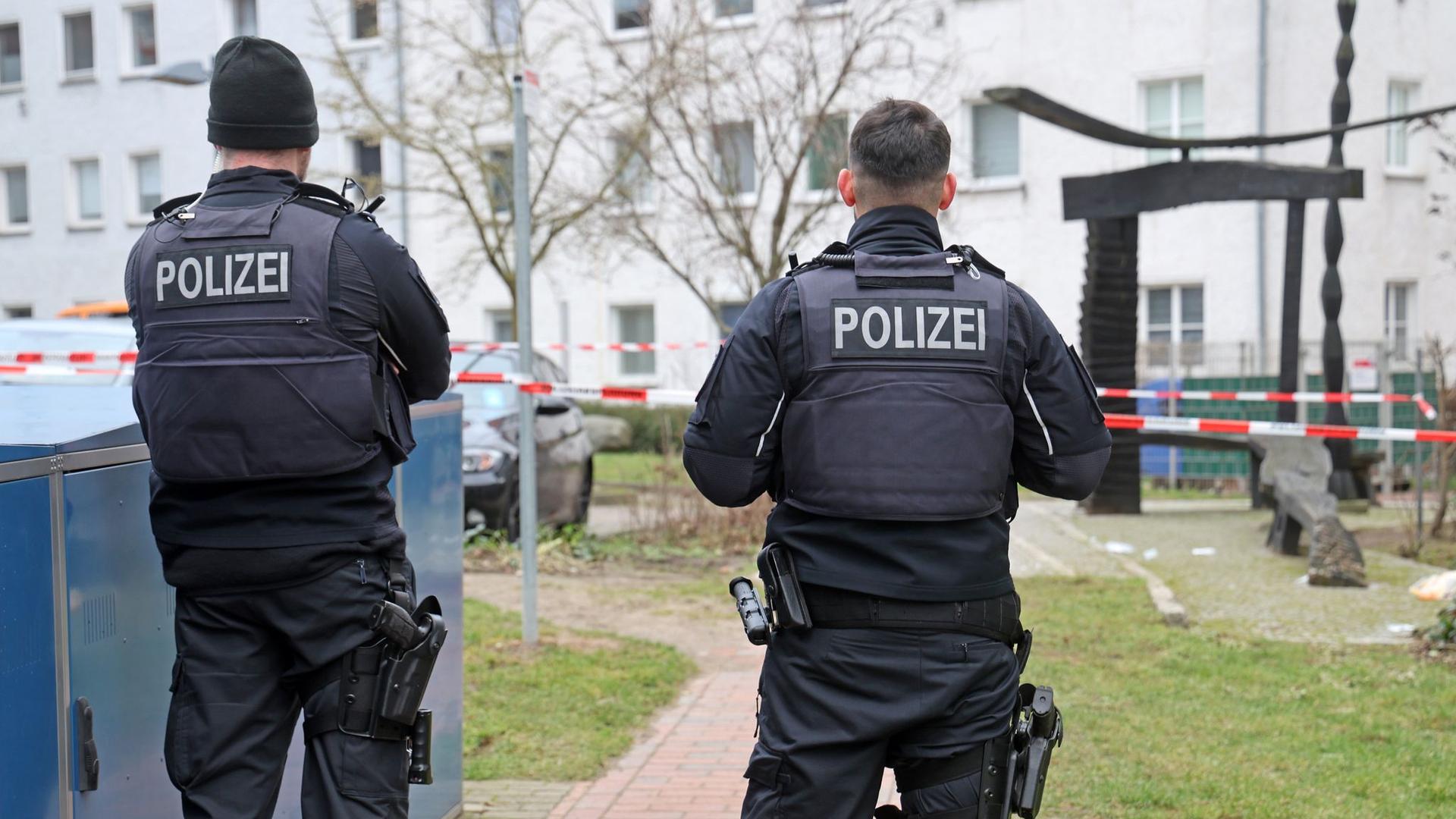 Kriminalität: Nach zehn Monaten: Brutaler Angriff in Rostock ungeklärt