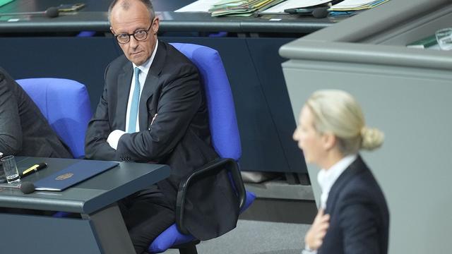 Generaldebatte: "Schlagseite": Weidel vergleicht Koalition mit Titanic