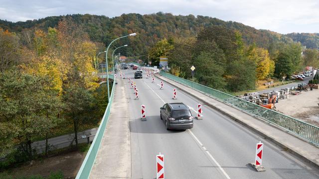 Neubau nötig: Vollsperrung von Brücke über Gleise in Bad Schandau vor Ende