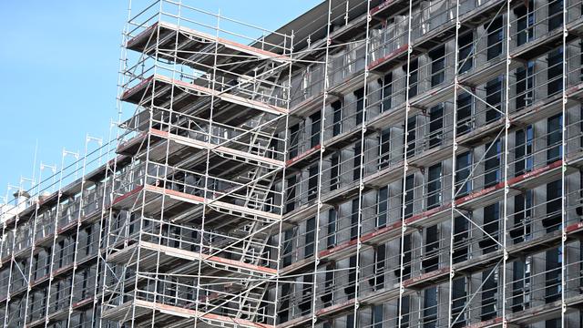 Baugewerbe: Wirtschaftsbau boomt im Osten – öffentlicher Bau schwächelt