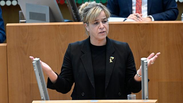 Klimaneutralität: Opposition zweifelt an Klimaziel für NRW-Landesverwaltung