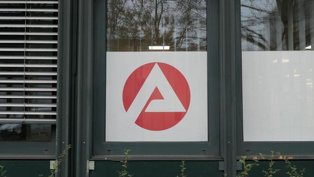 Arbeitsmarkt: Arbeitslosigkeit an der Saar sinkt etwas