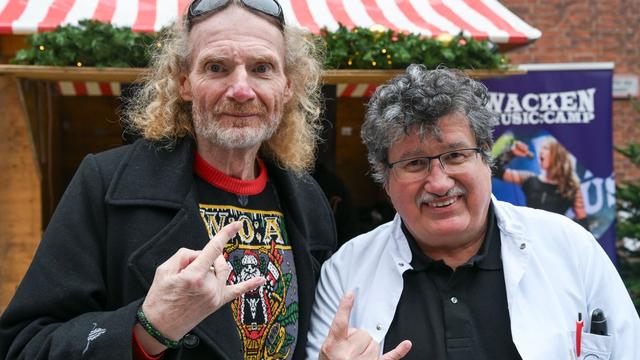 Besonderer Weihnachtsmarkt: "Bloody X-Mas Markt" lädt zu Blutspenden und Hard Rock ein