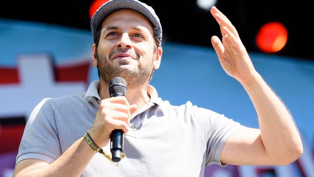 Abschied: Comedian Kaya Yanar beendet Bühnenkarriere in Deutschland