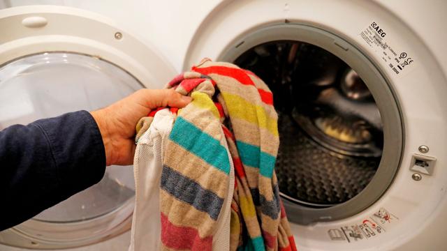 Rettungsaktion: Feuerwehr rettet Mädchen aus Waschmaschine